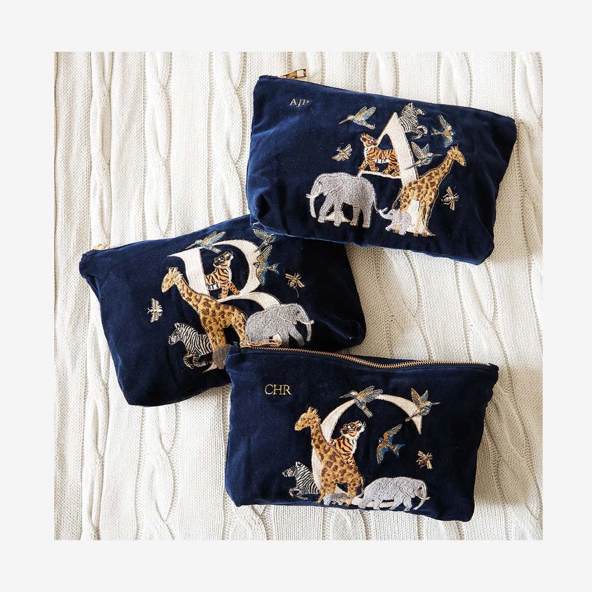 ALPHABET NAVY EVERYDAY POUCH C