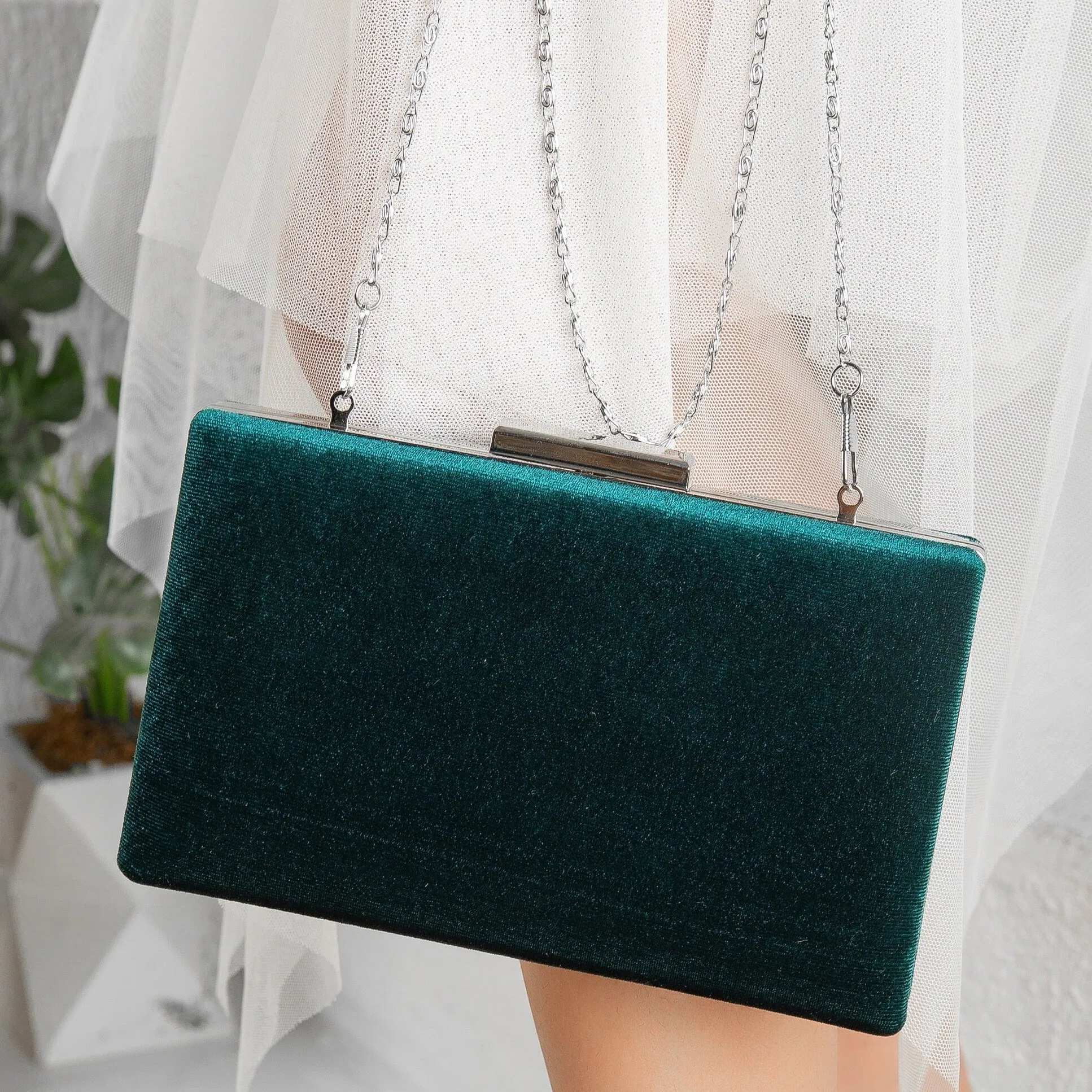 Clara - Green Velvet Clutch