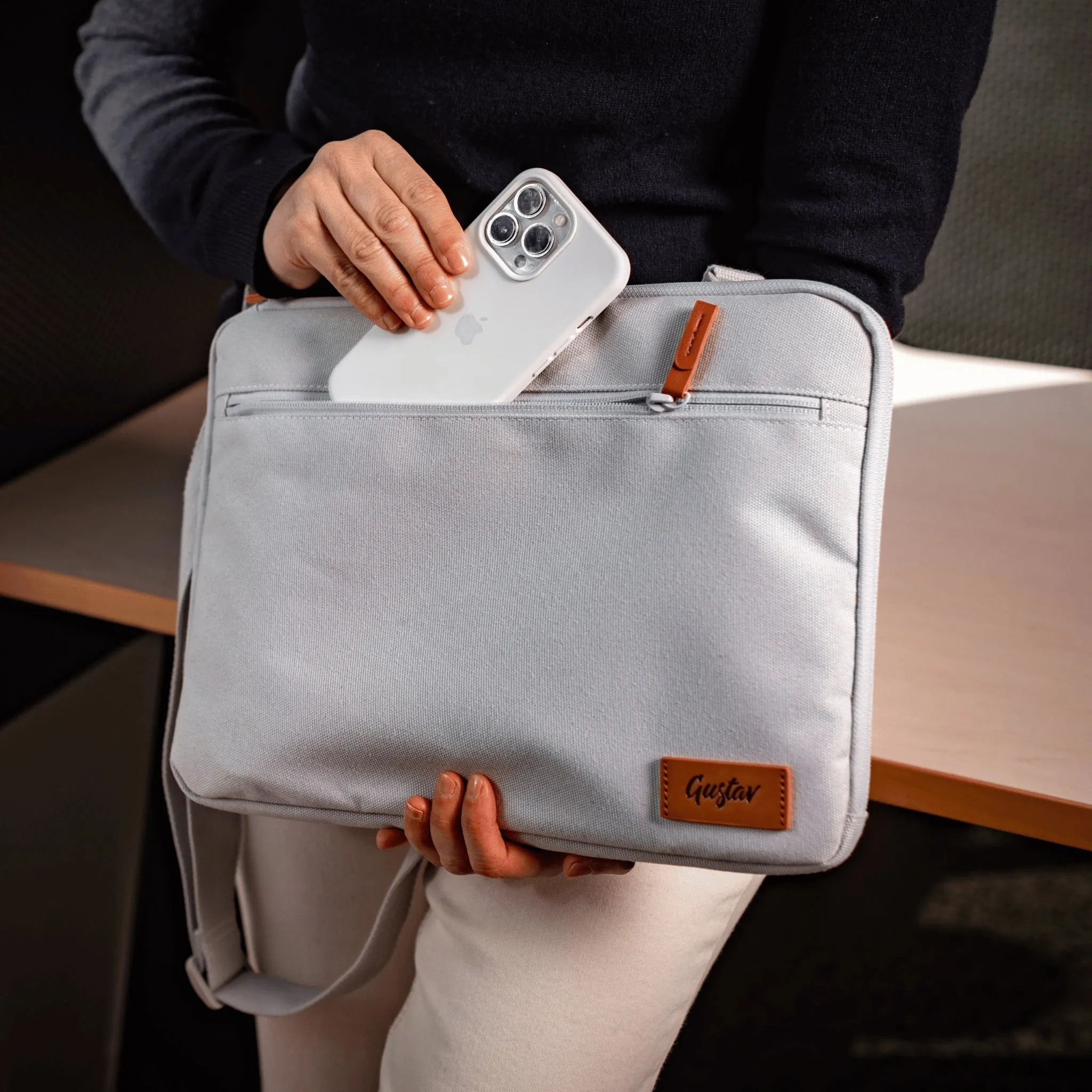 Flow Laptop Sleeve and Bag