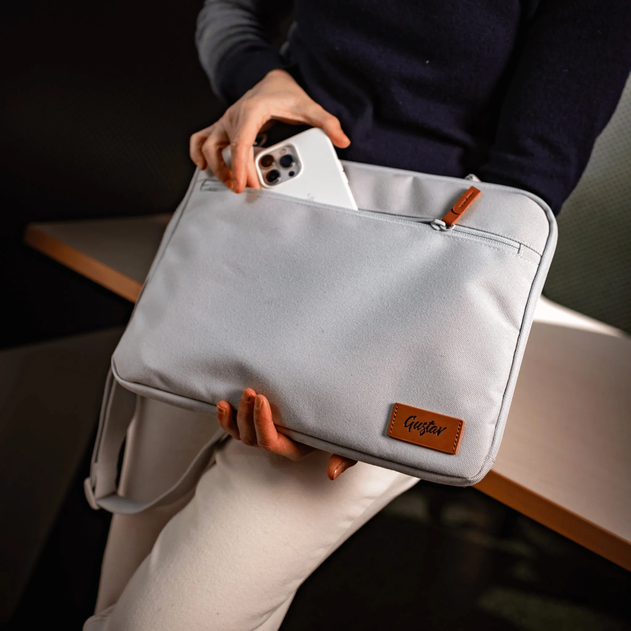 Flow Laptop Sleeve and Bag