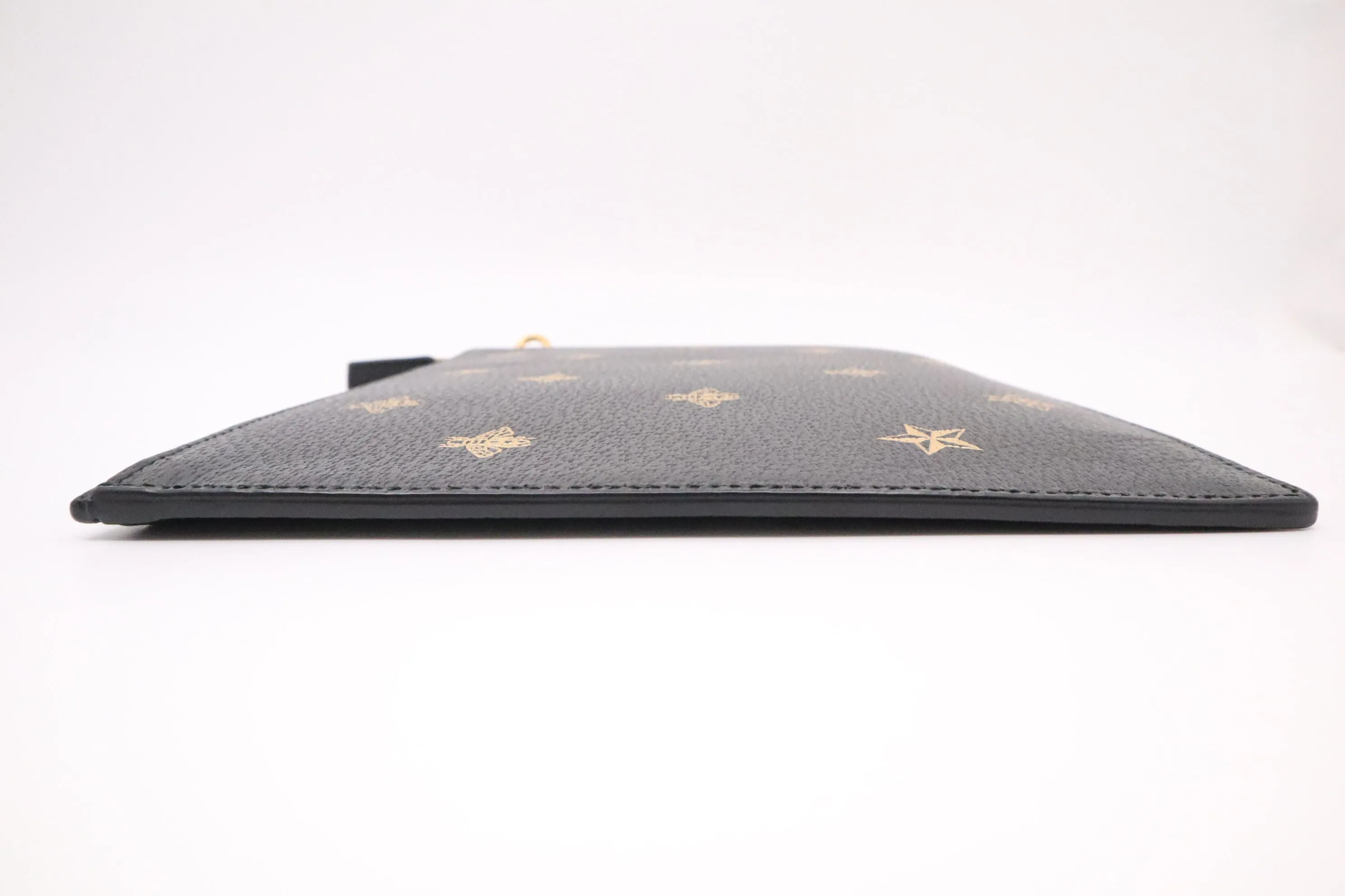 Gucci Bee Clutch in Black Leather