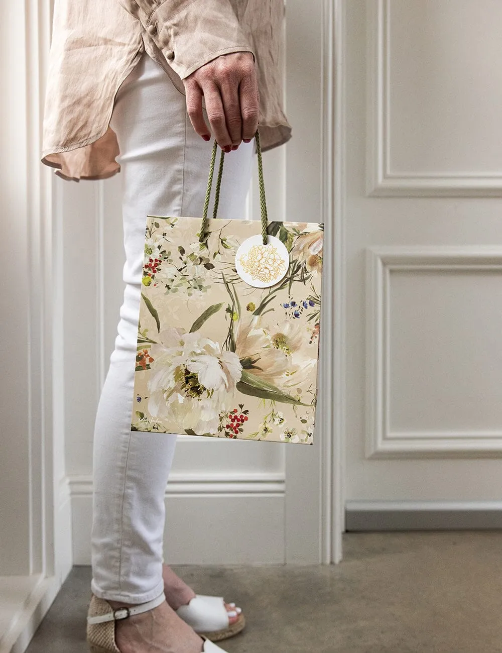 Medium Gift Bag - Summer Peonies