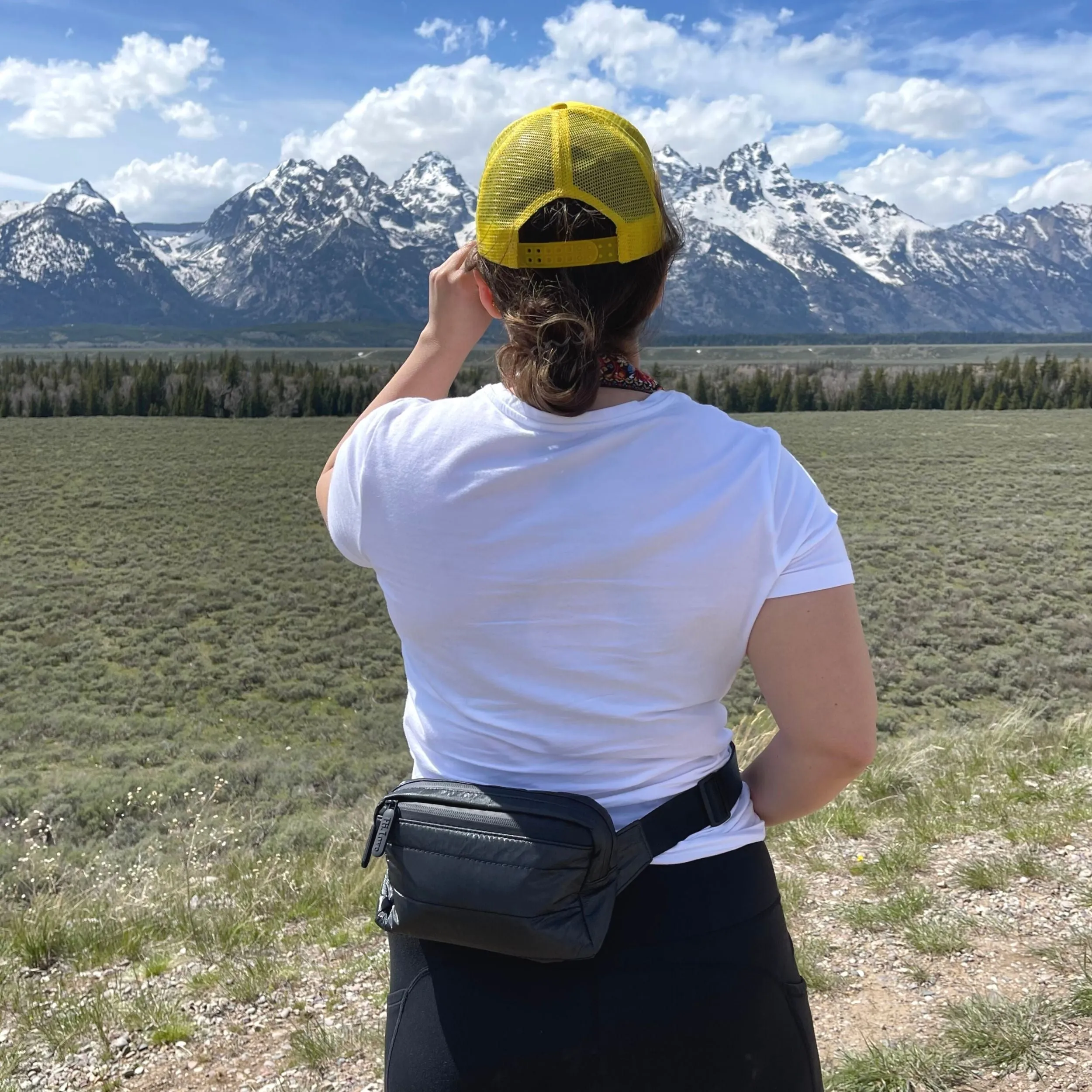 On the Go Workout Set of Two - Puffer Crossbody Backpack and Puffer Fanny Pack in Shimmer Black