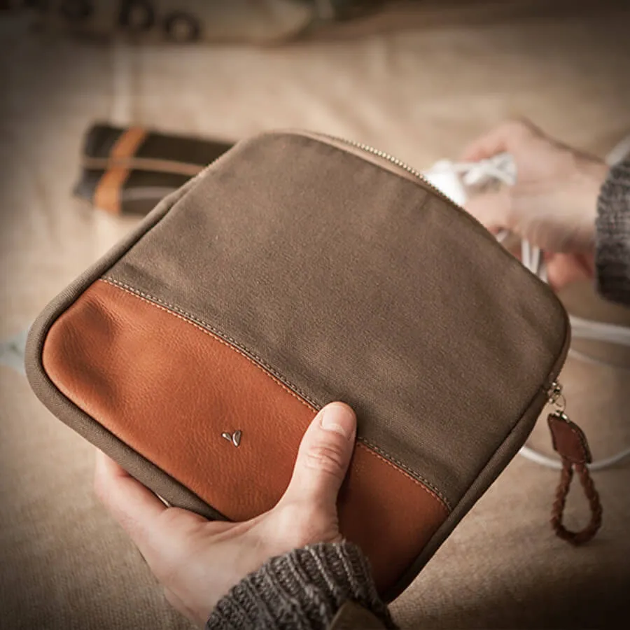 Organizer Leather Pouch