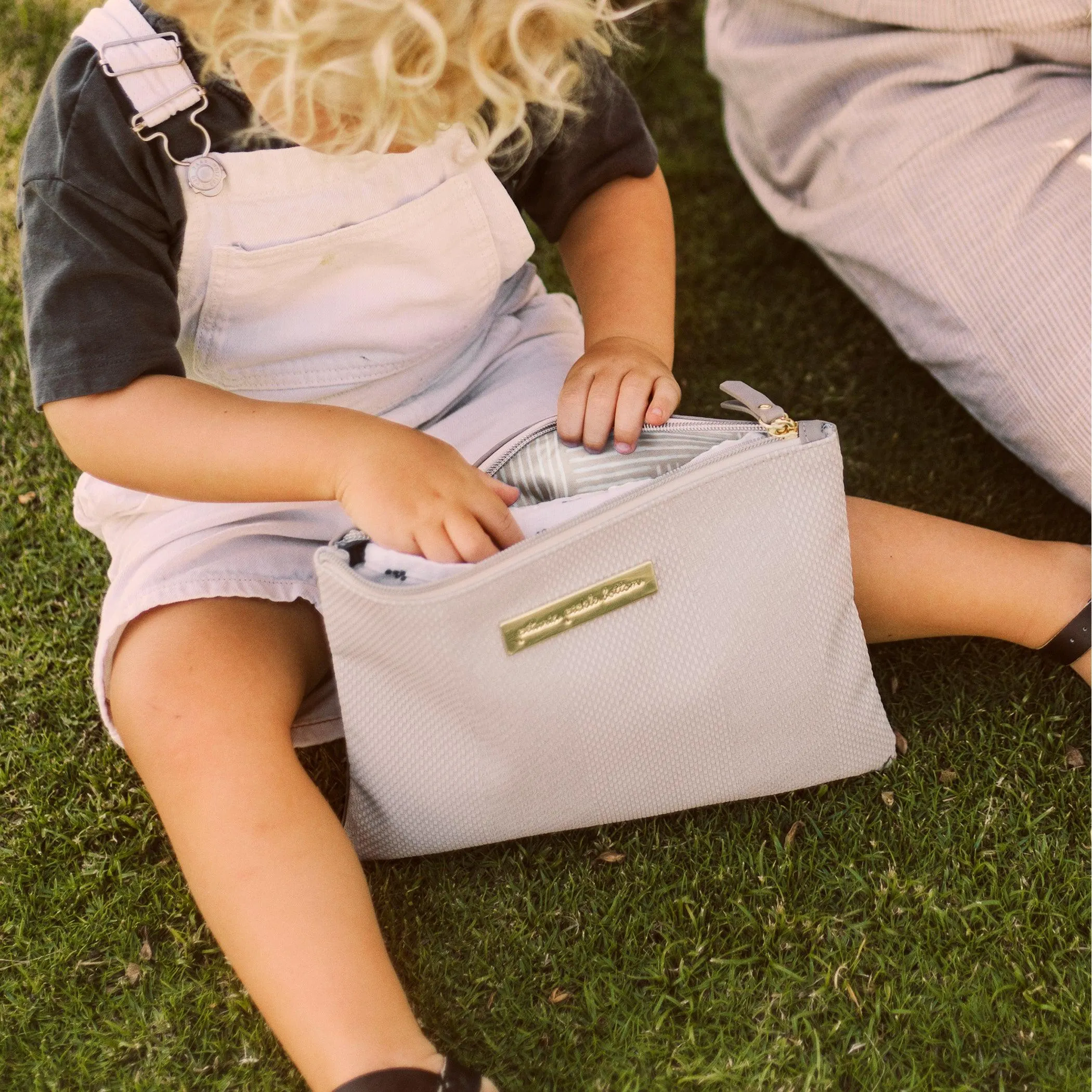 Organizer Trio in Grey Matte Cable Stitch