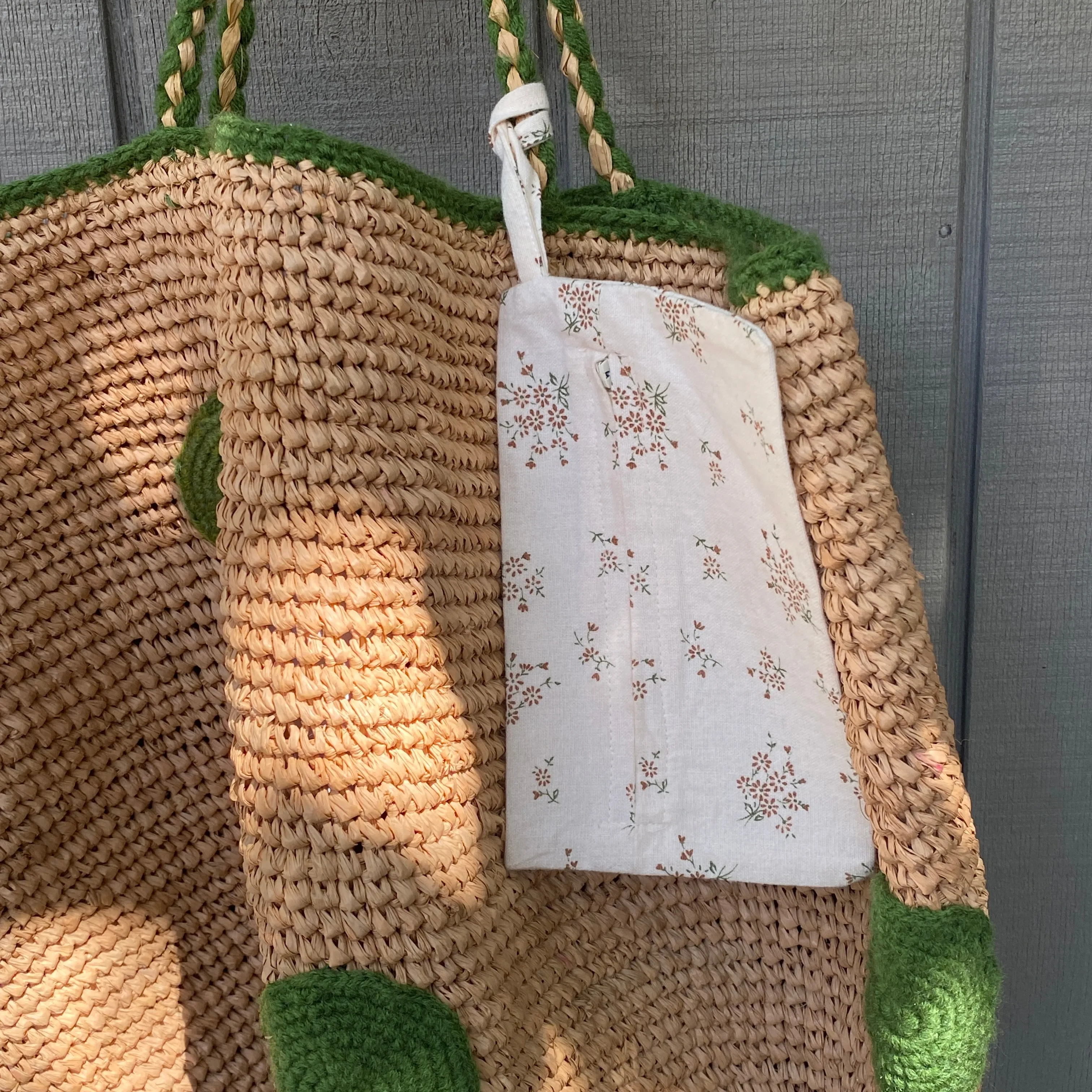 Raffia basket with green dots